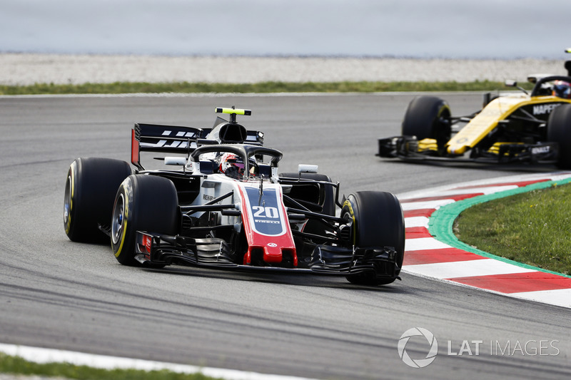 Кевін Магнуссен, Haas F1 Team VF-18, Карлос Сайнс-мол., Renault Sport F1 Team R.S. 18