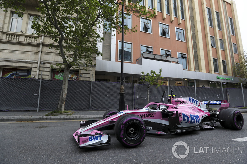 Розбита машина Естебана Окона, Force India VJM11