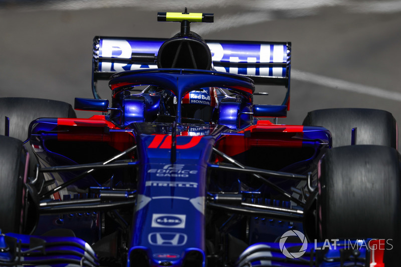 <img src="https://cdn-1.motorsport.com/static/custom/car-thumbs/F1_2018/TESTS/tororosso.png" alt="" width="250" /> Toro Rosso