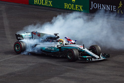 2017 Formula 1 Dünya Şampiyonu Lewis Hamilton, Mercedes AMG F1
