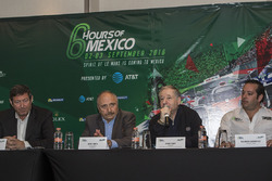 Gerard Neveu, CEO WEC; José Abed Vicepresidente FIA Messico; Jean Todt Presidente FIA e Ricardo Gonz