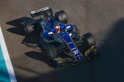 Шарль Леклер, Sauber C36