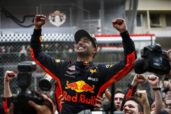 Daniel Ricciardo, Red Bull Racing, celebrates victory
