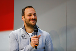 Gary Paffett talks to Henry Hope-Frost on the Autosport Stage