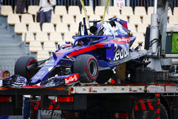 Kazalı araç, Brendon Hartley, Scuderia Toro Rosso kaldırılıyor