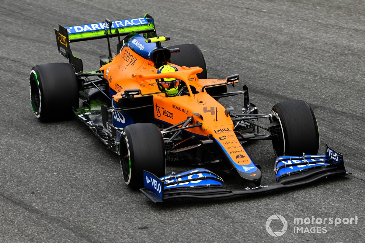 Lando Norris, McLaren MCL35M, with aero-paint on the rear wing