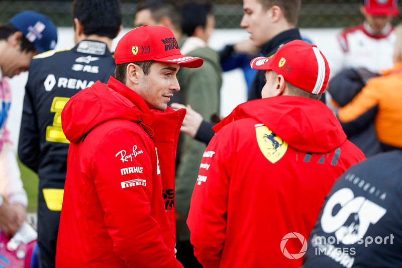 Charles Leclerc, Ferrari, y Sebastian Vettel, Ferrari
