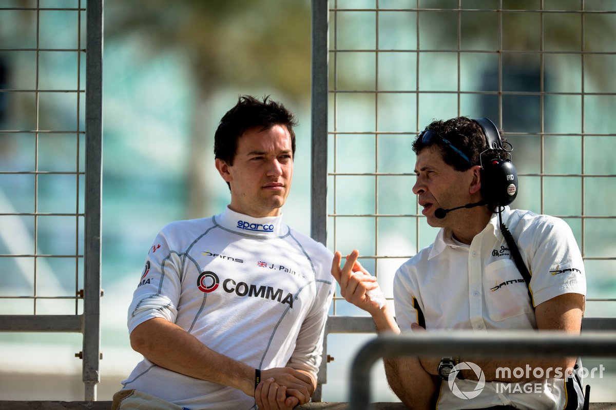 Decorzent is happy to remain in F2, where he has helped three drivers including Palmer to win titles with DAMS