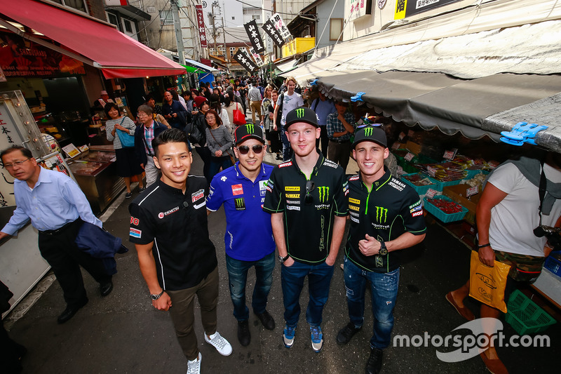 Такаакі Накагамі, Honda Team Asia, Хорхе Лоренсо, Yamaha Factory Racing, Бредлі Сміт, Monster Yamaha