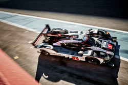 #1 Porsche Team Porsche 919 Hybrid: Timo Bernhard, Mark Webber, Brendon Hartley