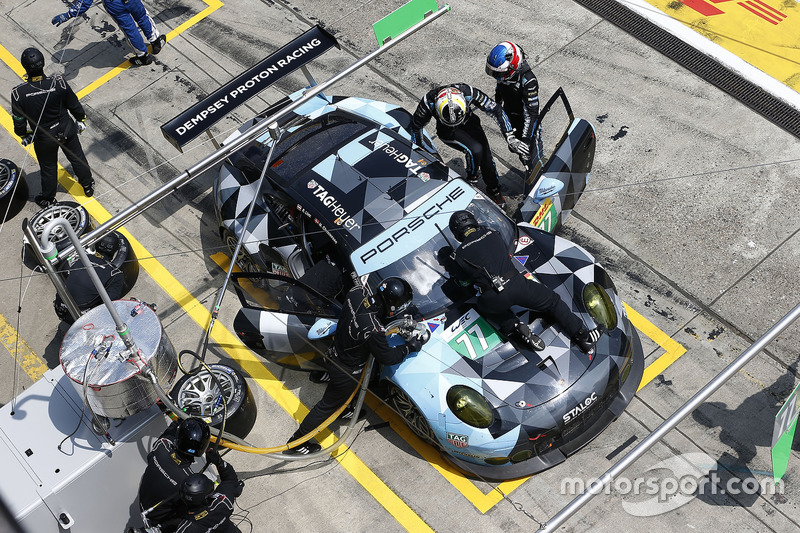 #77 Dempsey Proton Competition, Porsche 911 RSR