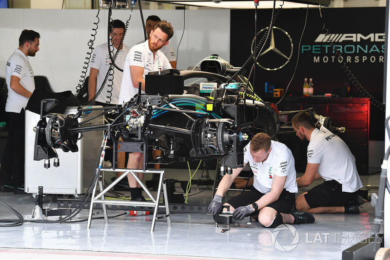 Mercedes-AMG F1 W09 EQ Power+