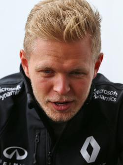 Kevin Magnussen, Renault Sport F1 Team