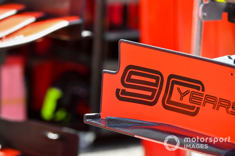 Ecco un dettaglio della nuova paratia laterale dell'ala anteriore della Ferrari SF90