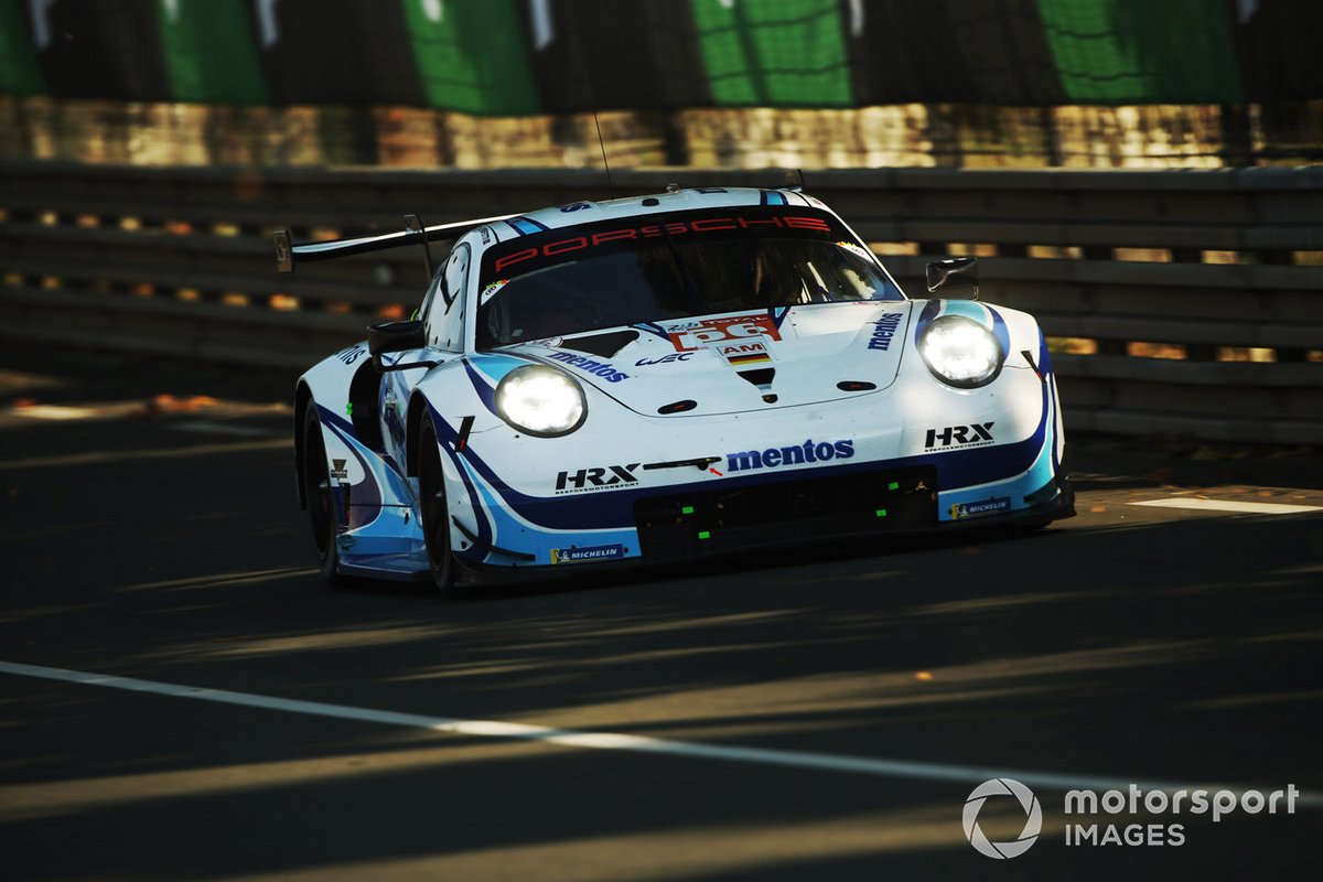P40 #56 Team Project 1 Porsche 911 RSR: Egidio Perfetti, Larry Ten Voorde, Matteo Cairoli