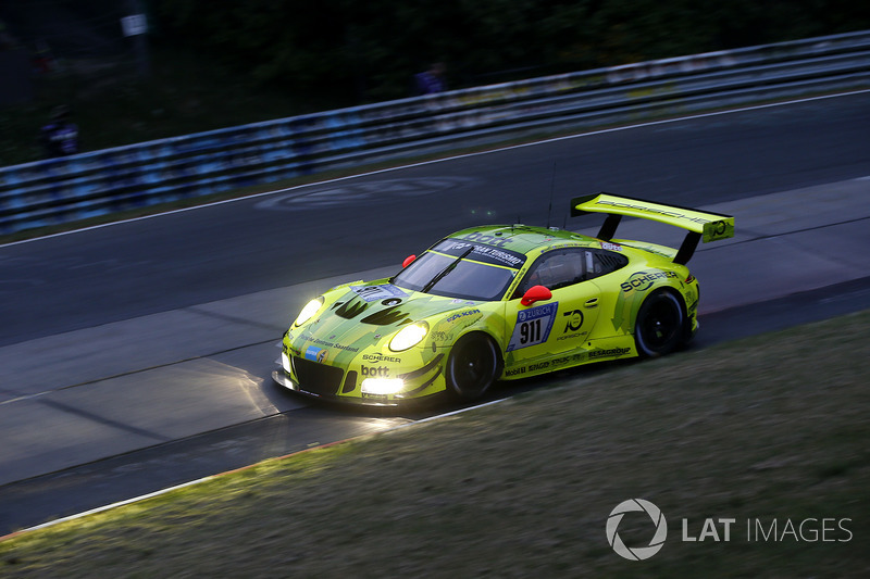 1. #911 Manthey Racing Porsche 911 GT3 R: Kevin Estre, Romain Dumas, Laurens Vanthoor, Earl Bamber