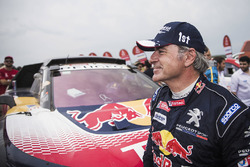 Otomobil klasmanı galibi Carlos Sainz, Peugeot Sport