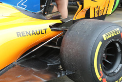 McLaren MCL33 rear suspension detail