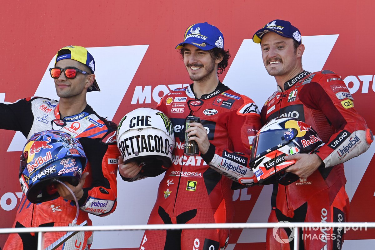 Podio del primer triplete de Ducati en MotoGP: Jorge Martín, Pecco Bagnaia y Jack Miller