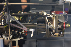 Коробка передач та підвіска Mercedes AMG F1 W07 Hybrid