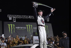 Yarış galibi Kevin Harvick, Stewart-Haas Racing, Ford Fusion Jimmy John