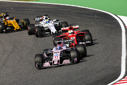 Sergio Perez, Sahara Force India F1 VJM10, Sebastian Vettel, Ferrari SF70H, Felipe Massa, Williams F