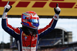 Race winnaar Antonio Fuoco, Trident