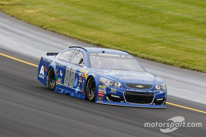 Дейл Ернхардт-молодший., Hendrick Motorsports Chevrolet