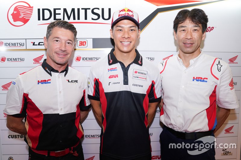 Lucio Cecchinello, directeur team LCR, Tetsuhiro Kuwata, directeur du HRC, Takaaki Nakagami, Team LCR Honda