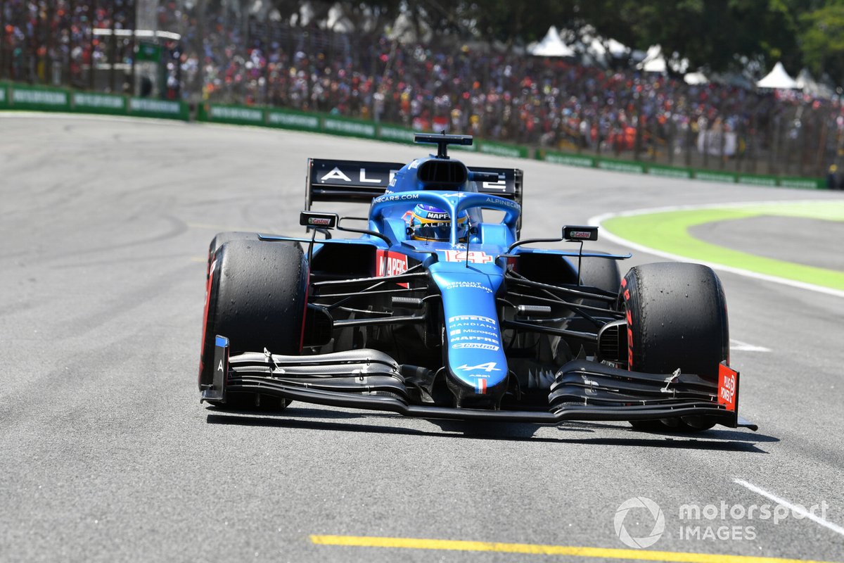 Fernando Alonso, Alpine A521, heads to the grid