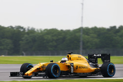 Sergey Sirotkin, Renault Sport F1 Team RS16 testrijder