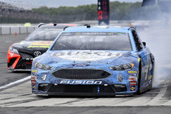 Kevin Harvick, Stewart-Haas Racing, Ford Fusion Busch Beer