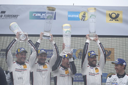 Podium: Race winners #912 Manthey Racing Porsche 911 GT3 R: Richard Lietz, Patrick Pilet, Frédéric Makowiecki, Nick Tandy