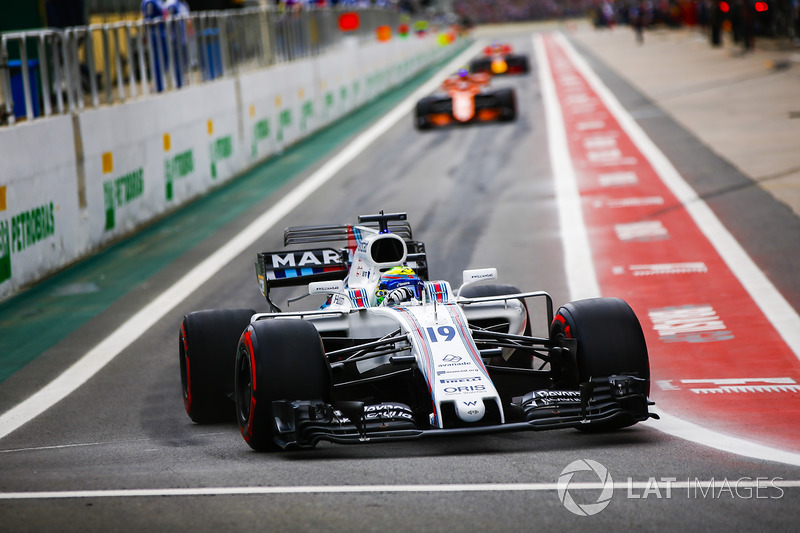 Felipe Massa, Williams FW40, sale de pit lane
