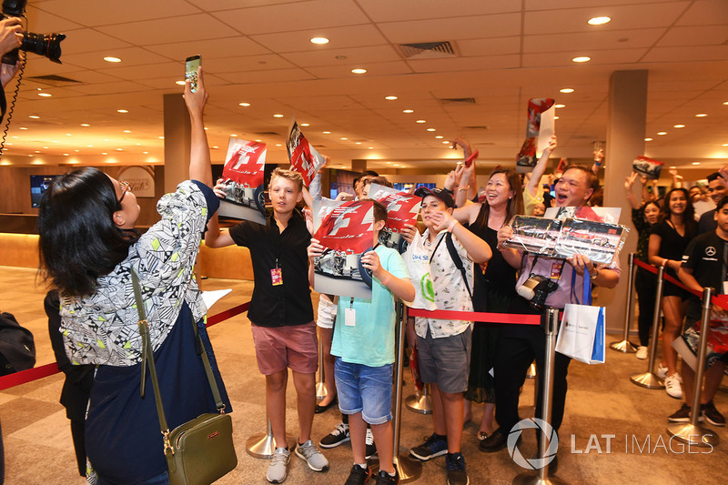 Fans at the autograph session