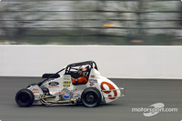 WS: WM: Stewart sweeps Las Vegas, Darland takes Midget title WS: WM: Stewart sweeps Las Vegas, Darland takes Midget title