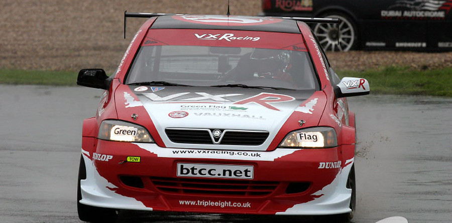 BTCC: Muller fastest in Silverstone practice BTCC: Muller fastest in Silverstone practice