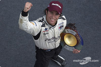 CHAMPCAR/CART: Junqueira holds on to take victory in Montreal CHAMPCAR/CART: Junqueira holds on to take victory in Montreal