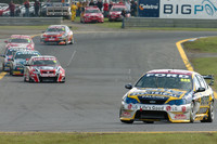 Triple 888 wins action packed Sandown 500 Triple 888 wins action packed Sandown 500