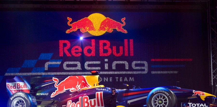 Infiniti joins Formula One with the 2010 champions Infiniti joins Formula One with the 2010 champions