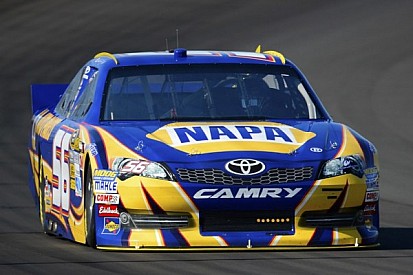 NAPA and Michael Waltrip Racing helping wildfire victims