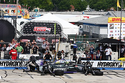 KV Racing Technology driver Tony Kanaan finishes 10th at Milwaukee Indyfest
