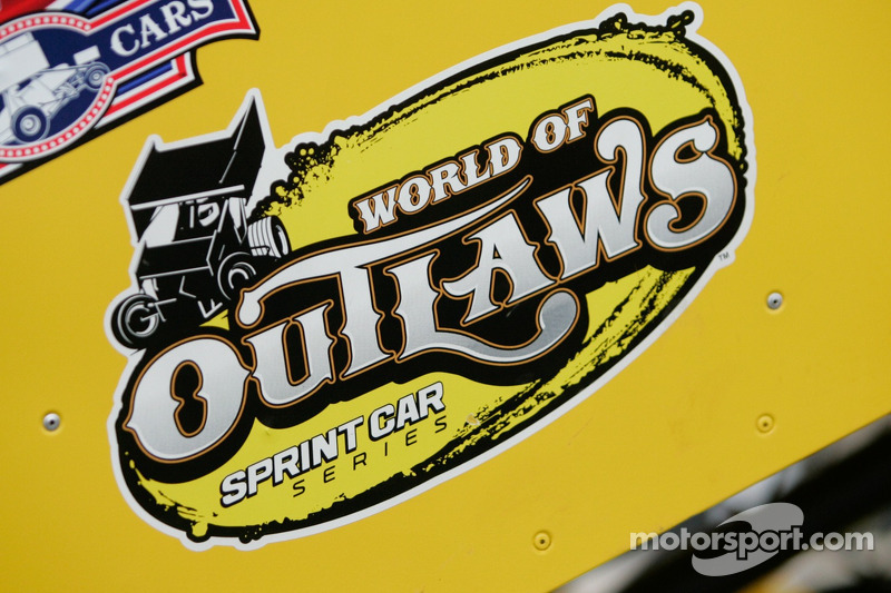 World of Outlaws sprint cars race back to primetime TV