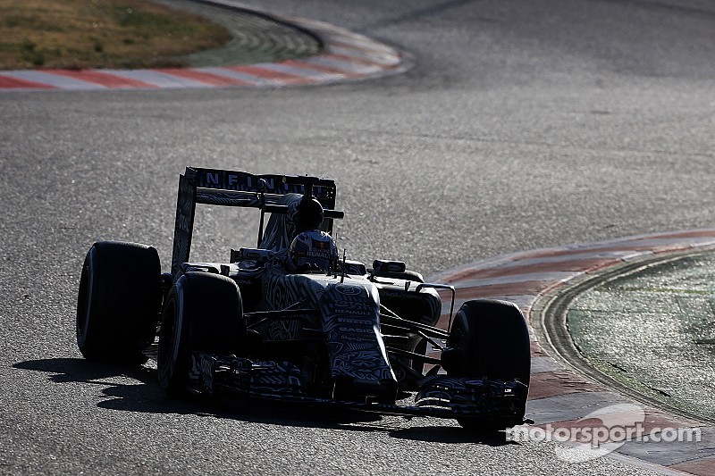Benéplatico en Red Bull por jornada sabatina