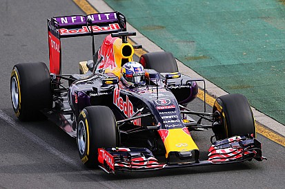 Ricciardo admite que la “tensión” con Renault no ayuda