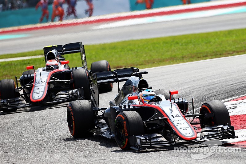 Button y Alonso, sorprendidos por el ritmo de McLaren