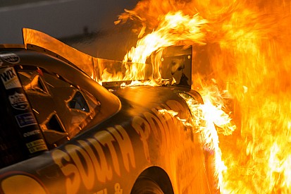 Un mecánico sigue hospitalizado luego del incendio en los pits