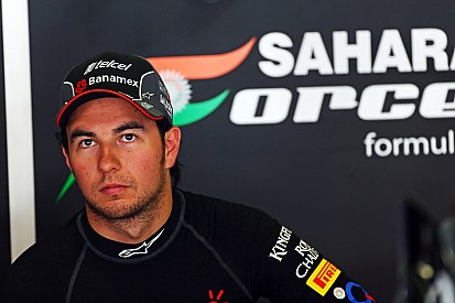 Checo y más pilotos festejan a mamás