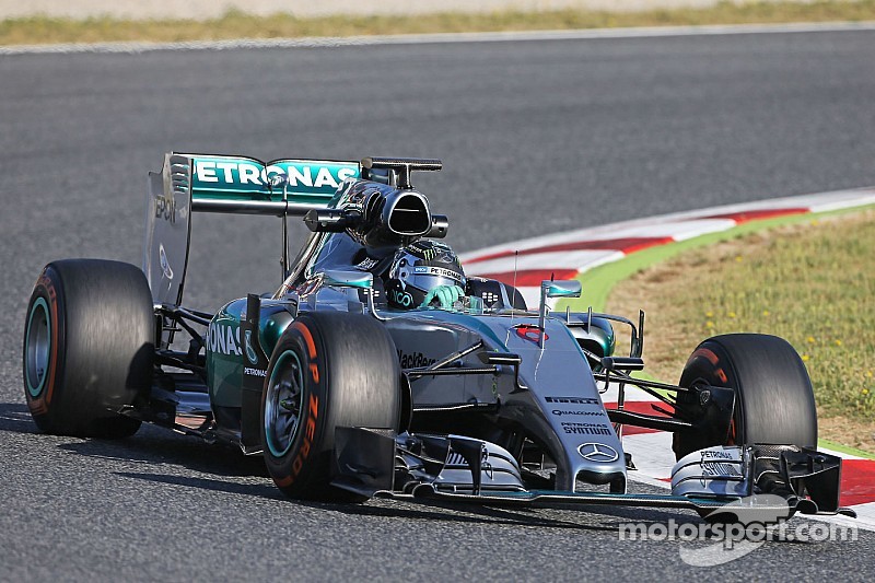 Rosberg, el más rápido en el primer día