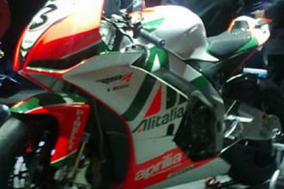 WSBK 2010: Aprilia RSV4 Alitalia, eccola!